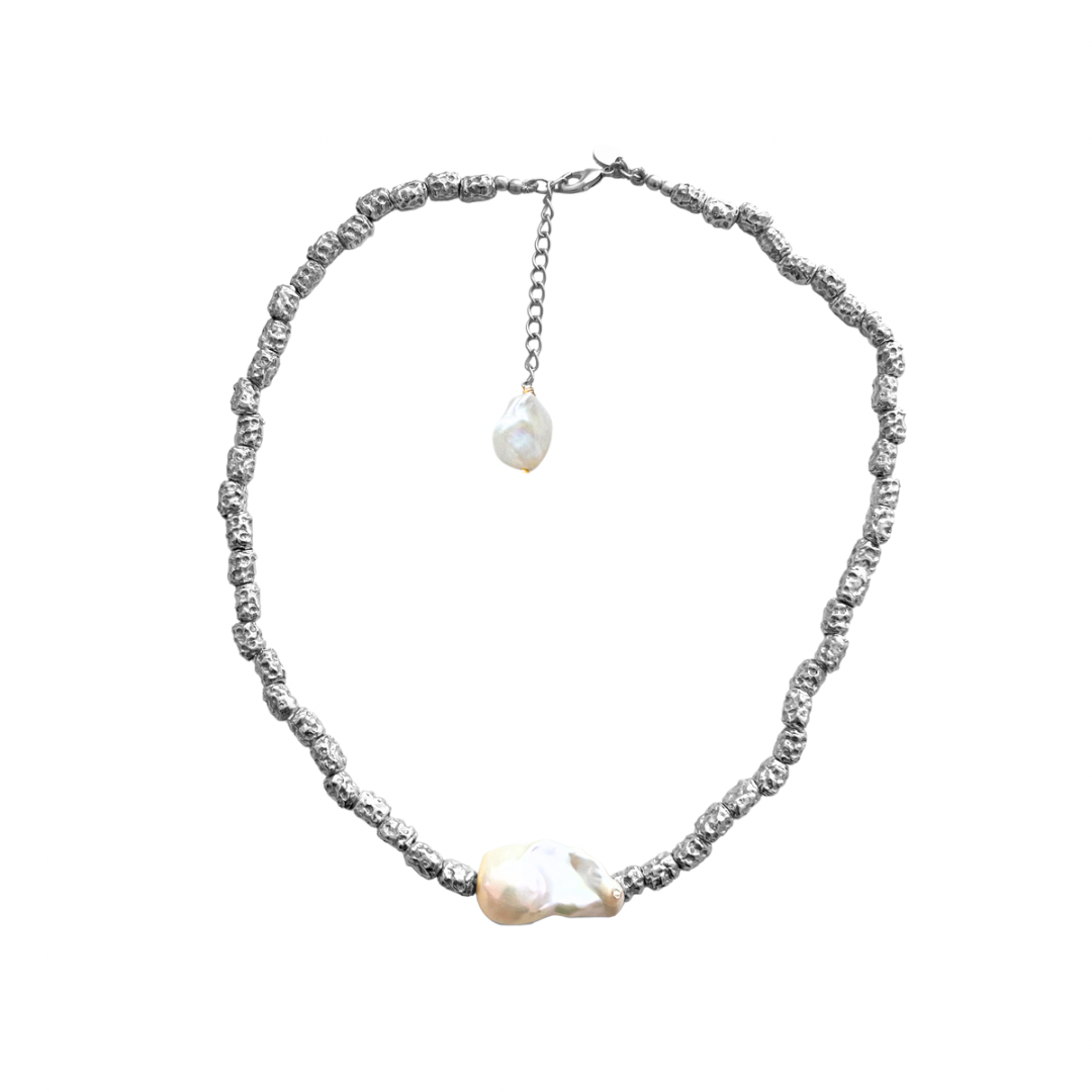 Single Baroque Pearl Necklace: The Amina